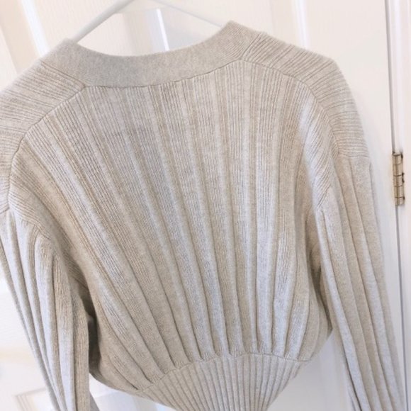 Aritzia Wilfred Plunge Front Cardigan XS - Picture 5 of 6